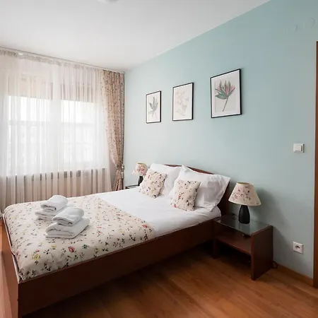 Arena Ursynow Standard Apartment